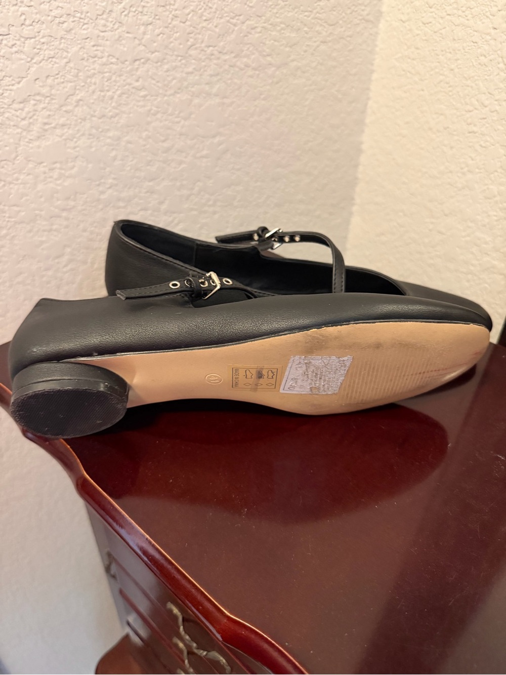 Matt & Nat Black Cross-Strap Mary Jane Flats - Picture 3 of 4